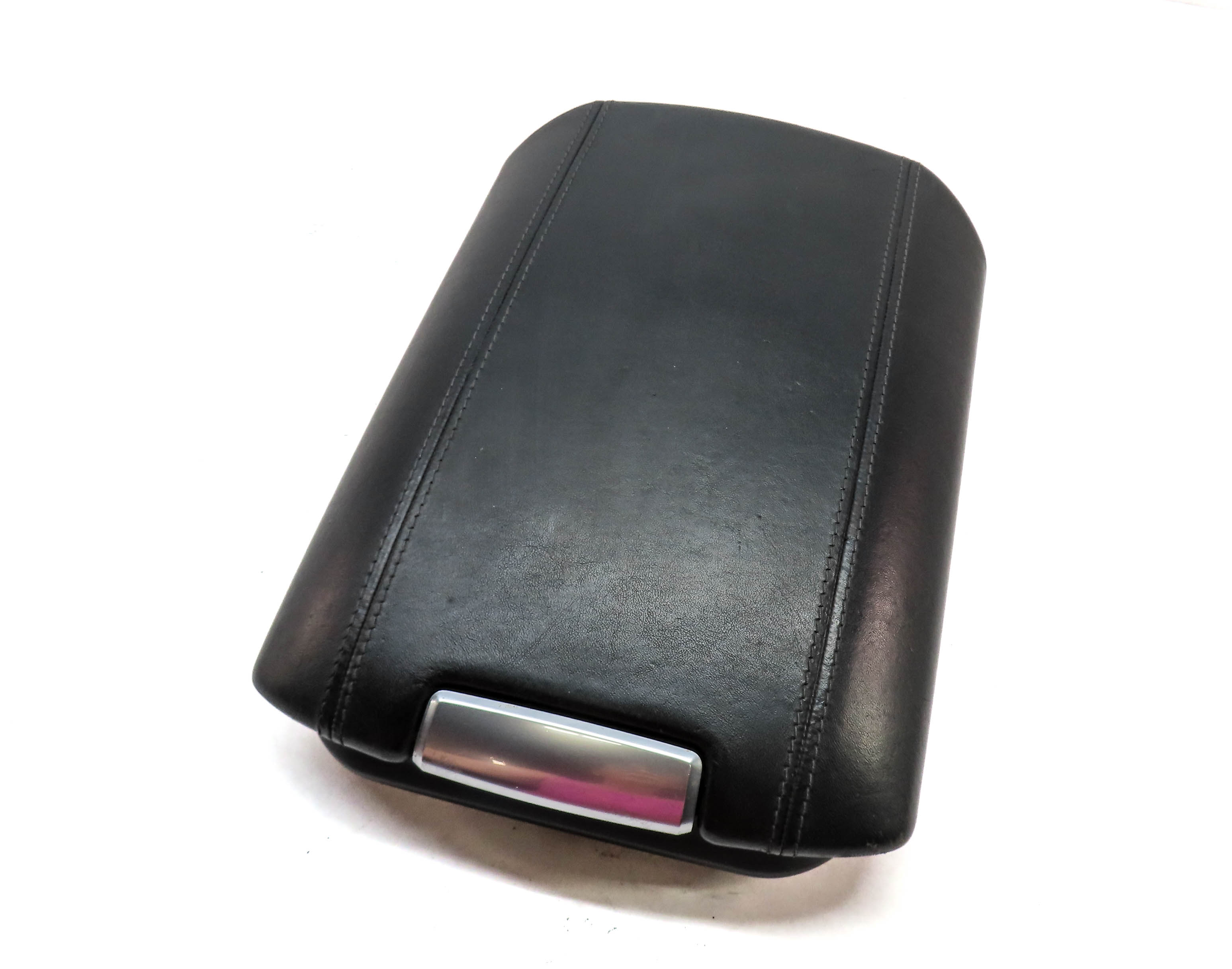 11-18 PORSCHE CAYENNE (958 970 G1) CENTER CONSOLE ARMREST STORAGE LID (Black) — exact item pictured